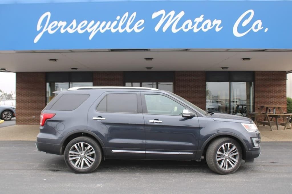 Used 2017 Ford Explorer Platinum SUV