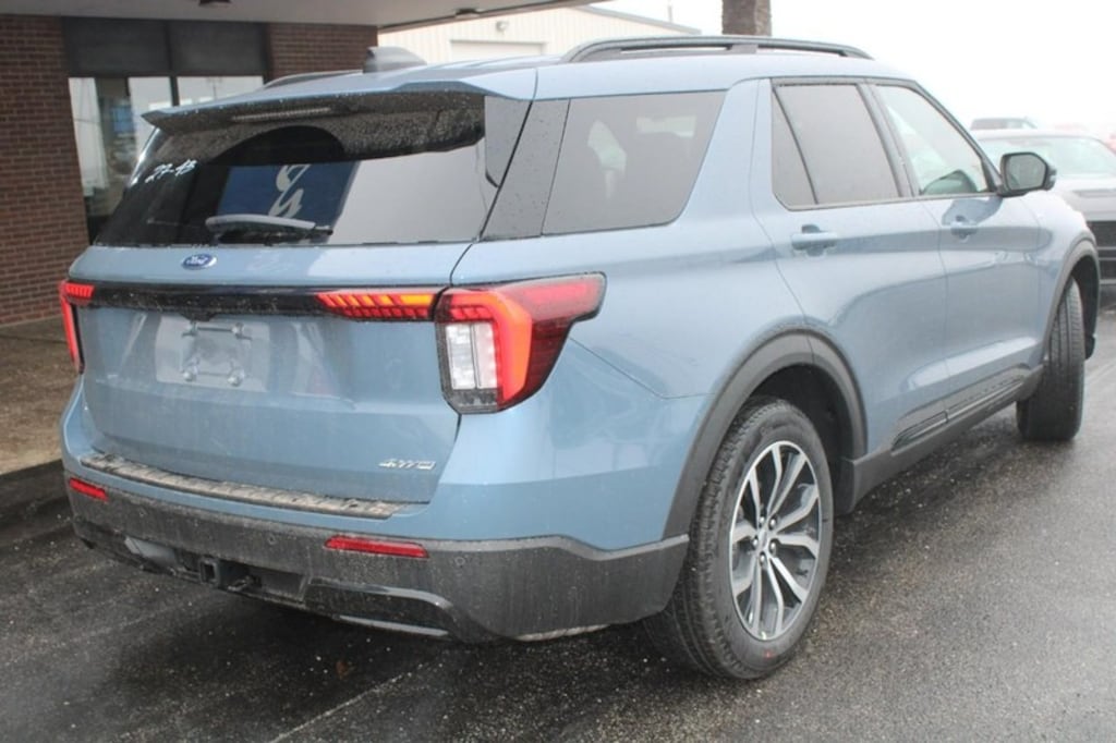 New 2026 Ford Explorer 4DR 4WD ST-Line SUV