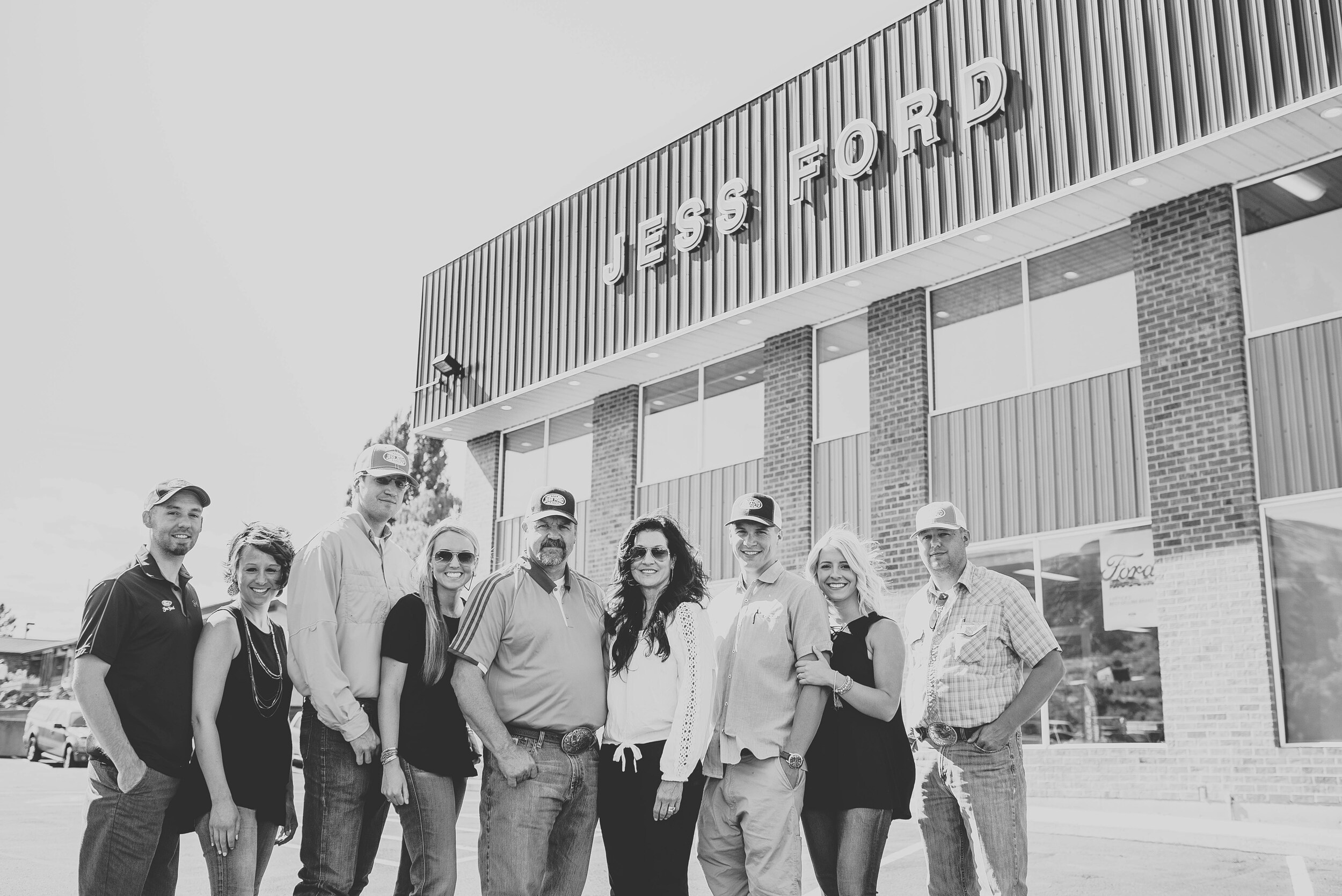 Jess Auto Group New Dodge, Jeep, Ford, Chrysler, Ram dealership.