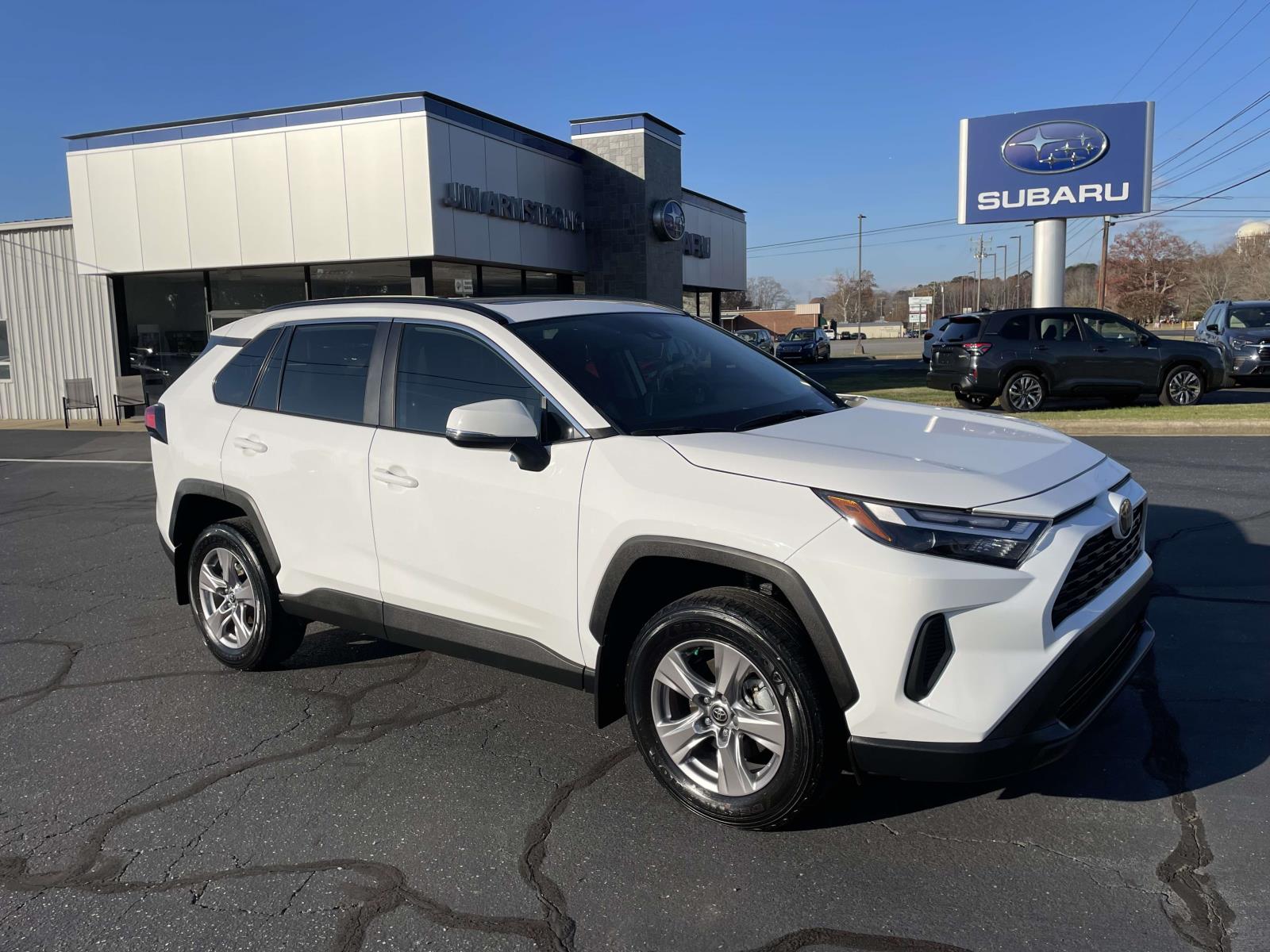 2023 Toyota RAV4 XLE