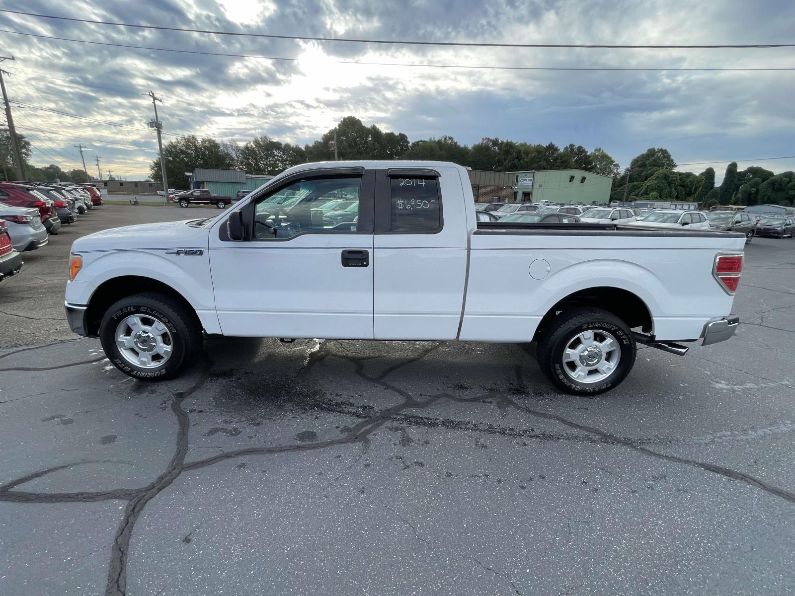 2014 Ford F-150 XLT photo 4