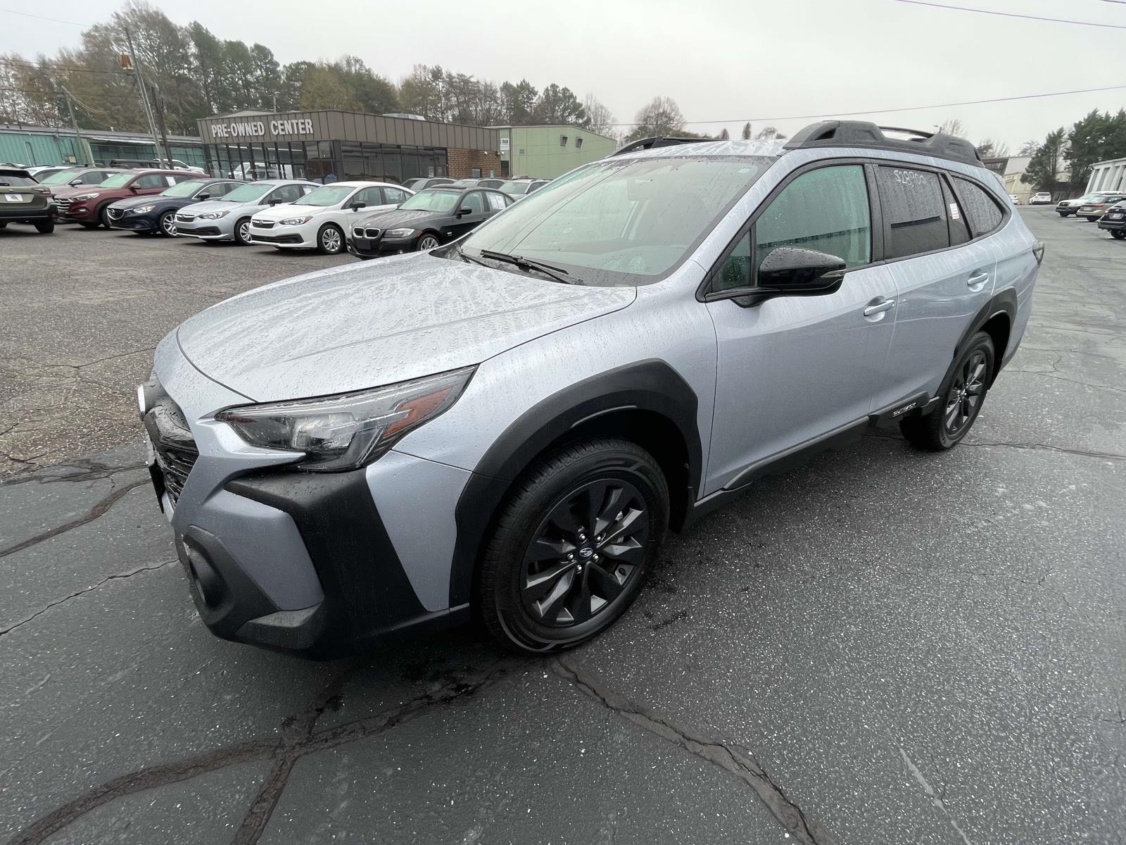 2023 Subaru Outback Onyx Edition photo 2