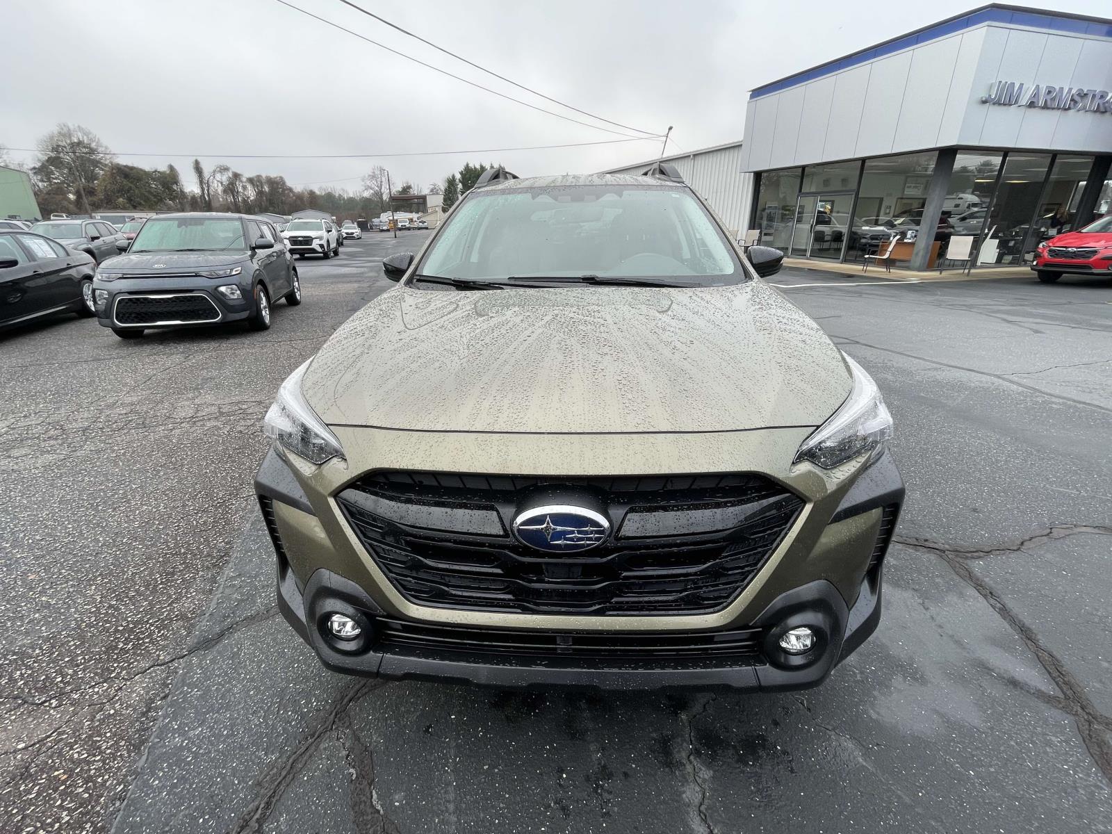 2023 Subaru Outback Onyx Edition photo 2