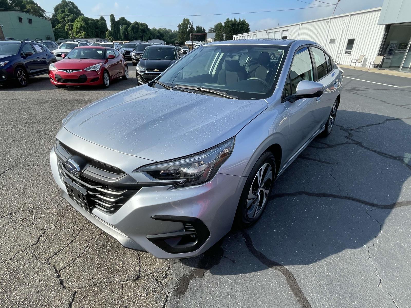 2024 Subaru Legacy Premium photo 3