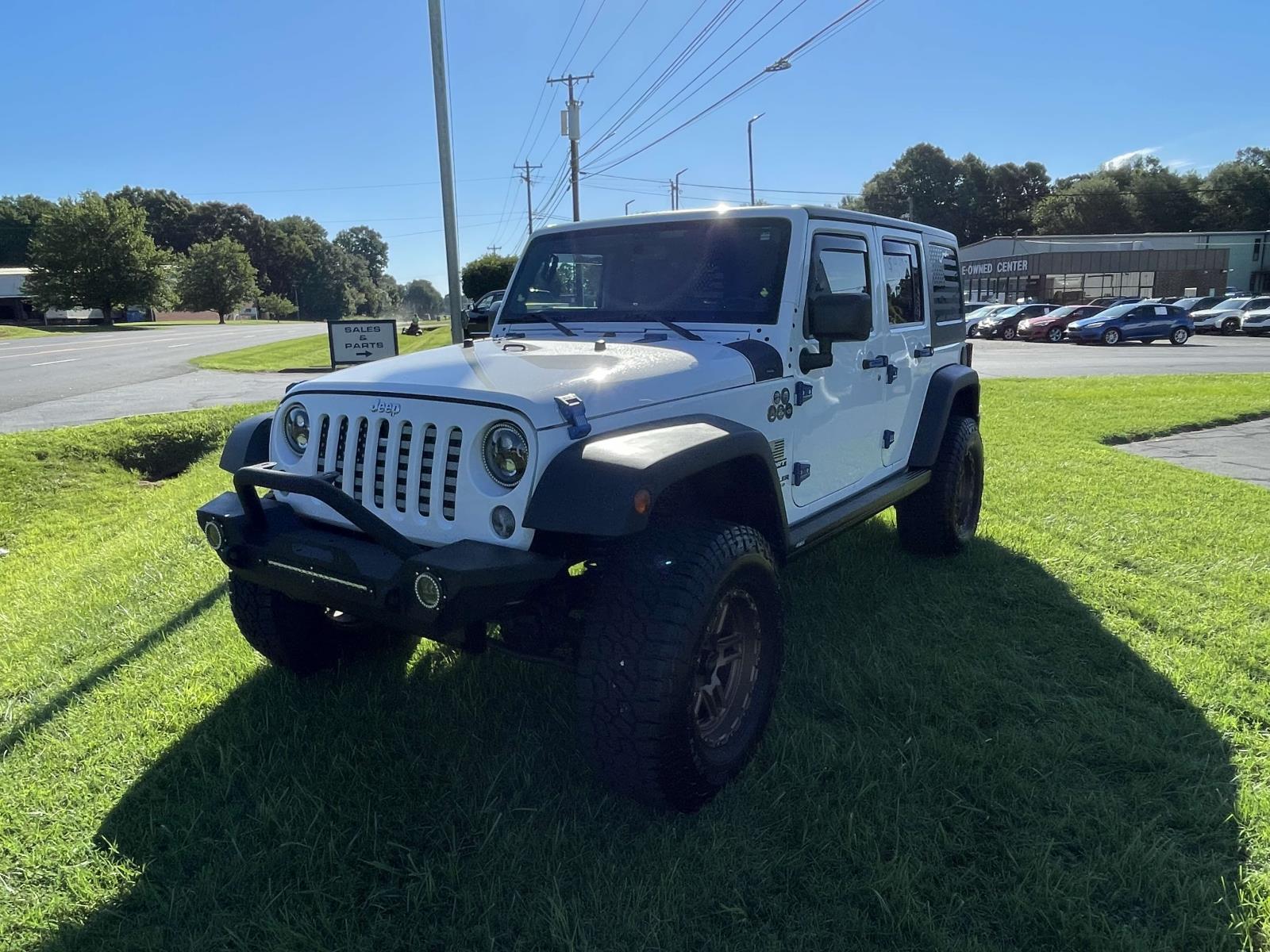2014 Jeep Wrangler Unlimited Sport photo 3