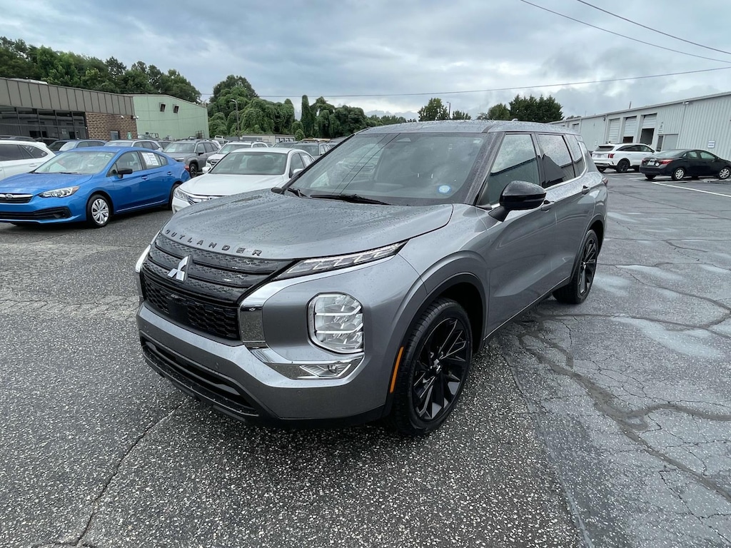 Used 2022 Mitsubishi Outlander Black Edition FWD Sport Utility