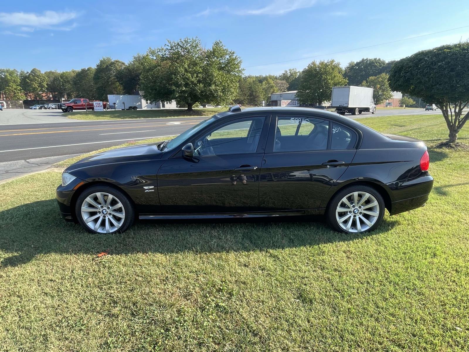 2011 Bmw 328i xDrive SULEV photo 3