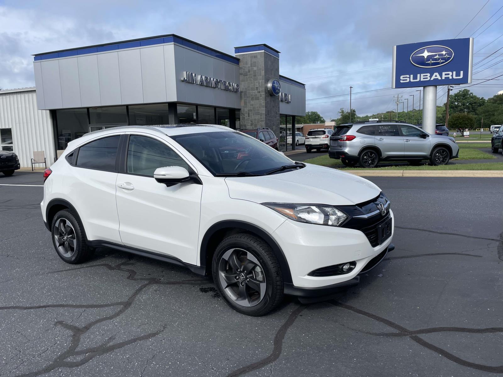 2018 Honda HR-V EX-L Navi AWD's photo
