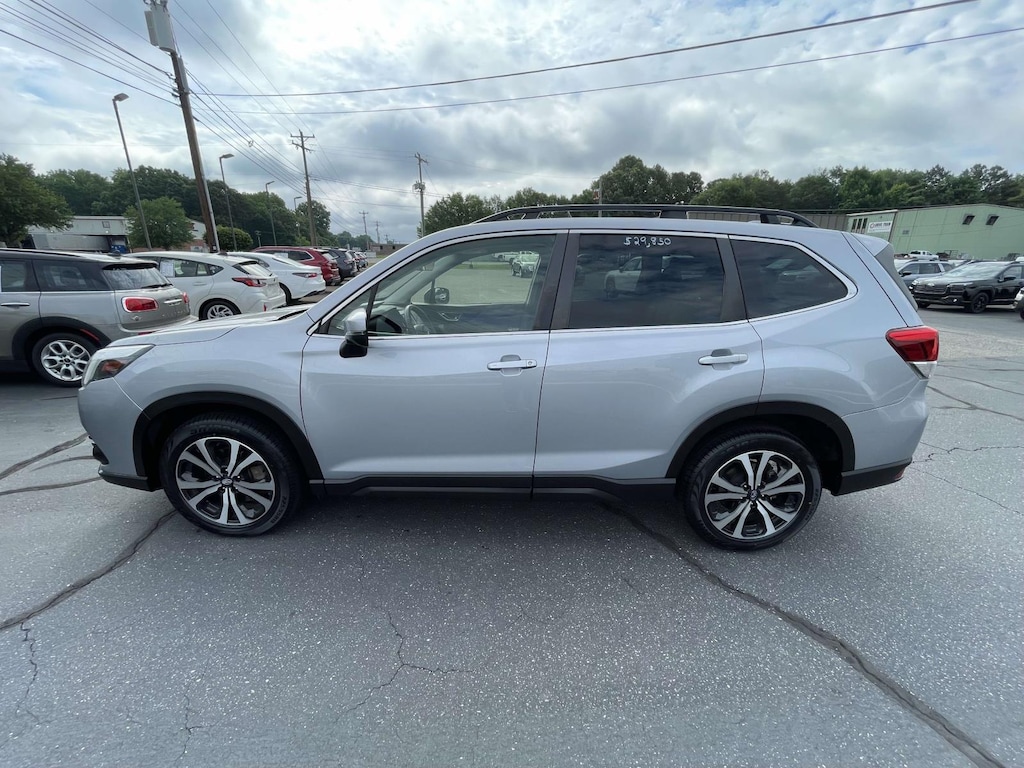 Used 2023 Subaru Forester Limited CVT Sport Utility