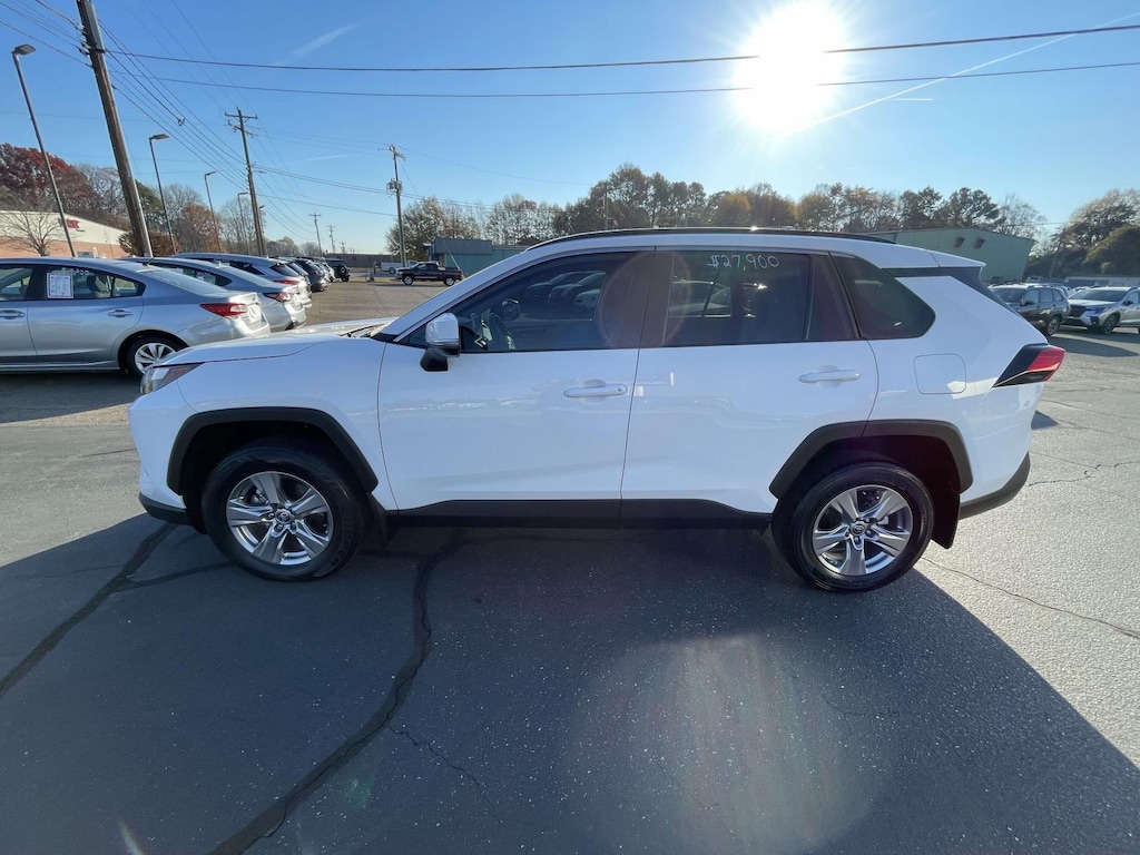 Used 2023 Toyota RAV4 XLE FWD (Natl) Sport Utility