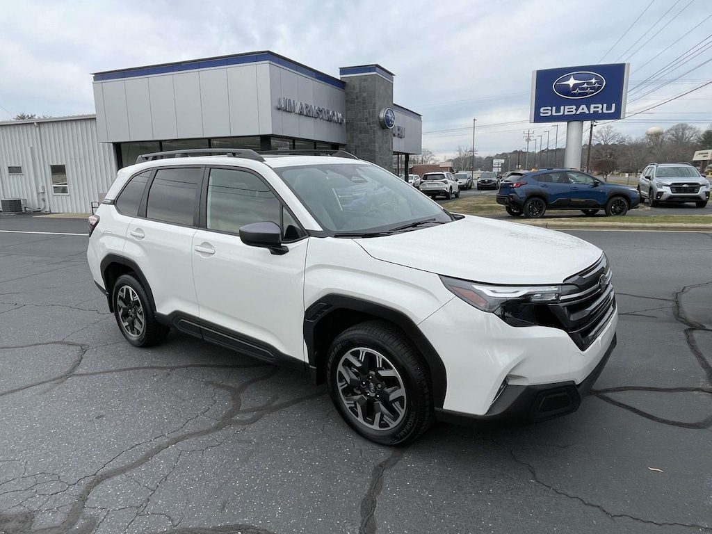 Used 2025 Subaru Forester Premium AWD Sport Utility