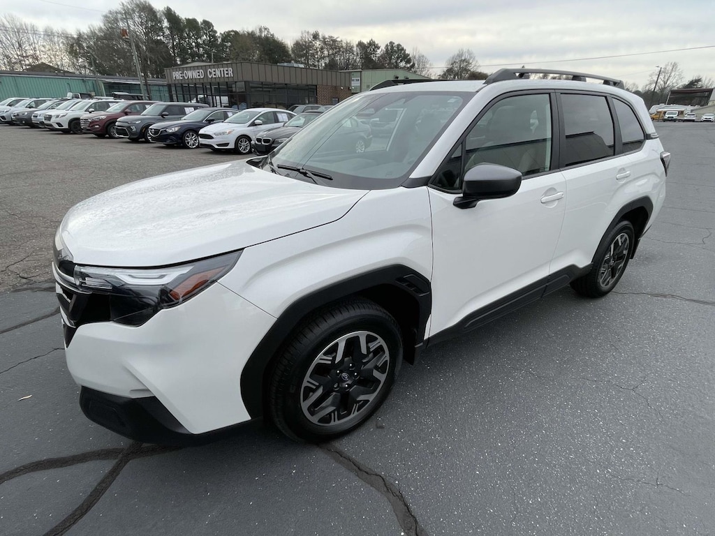 Used 2025 Subaru Forester Premium AWD Sport Utility