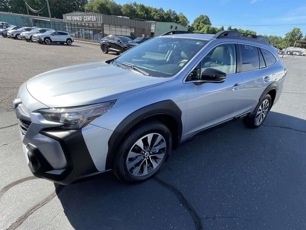 Used 2024 Subaru Outback Limited AWD Sport Utility