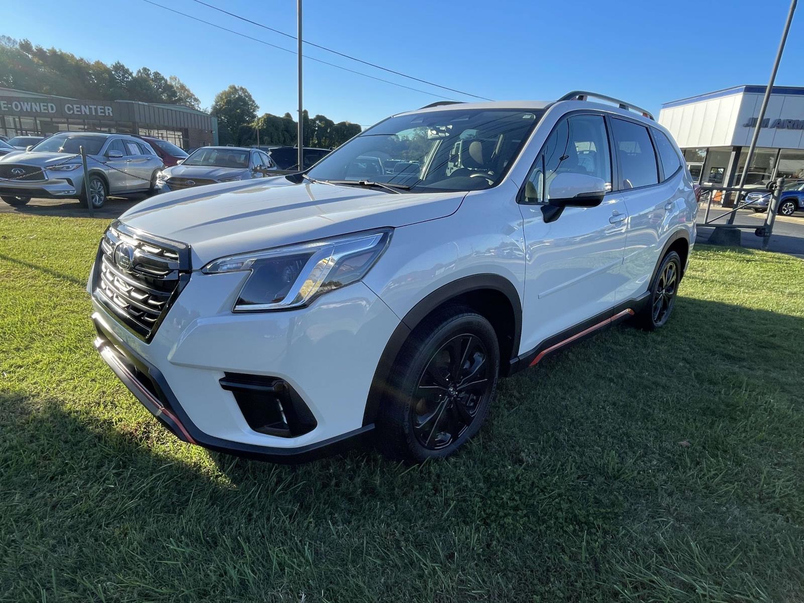 2022 Subaru Forester Sport photo 2