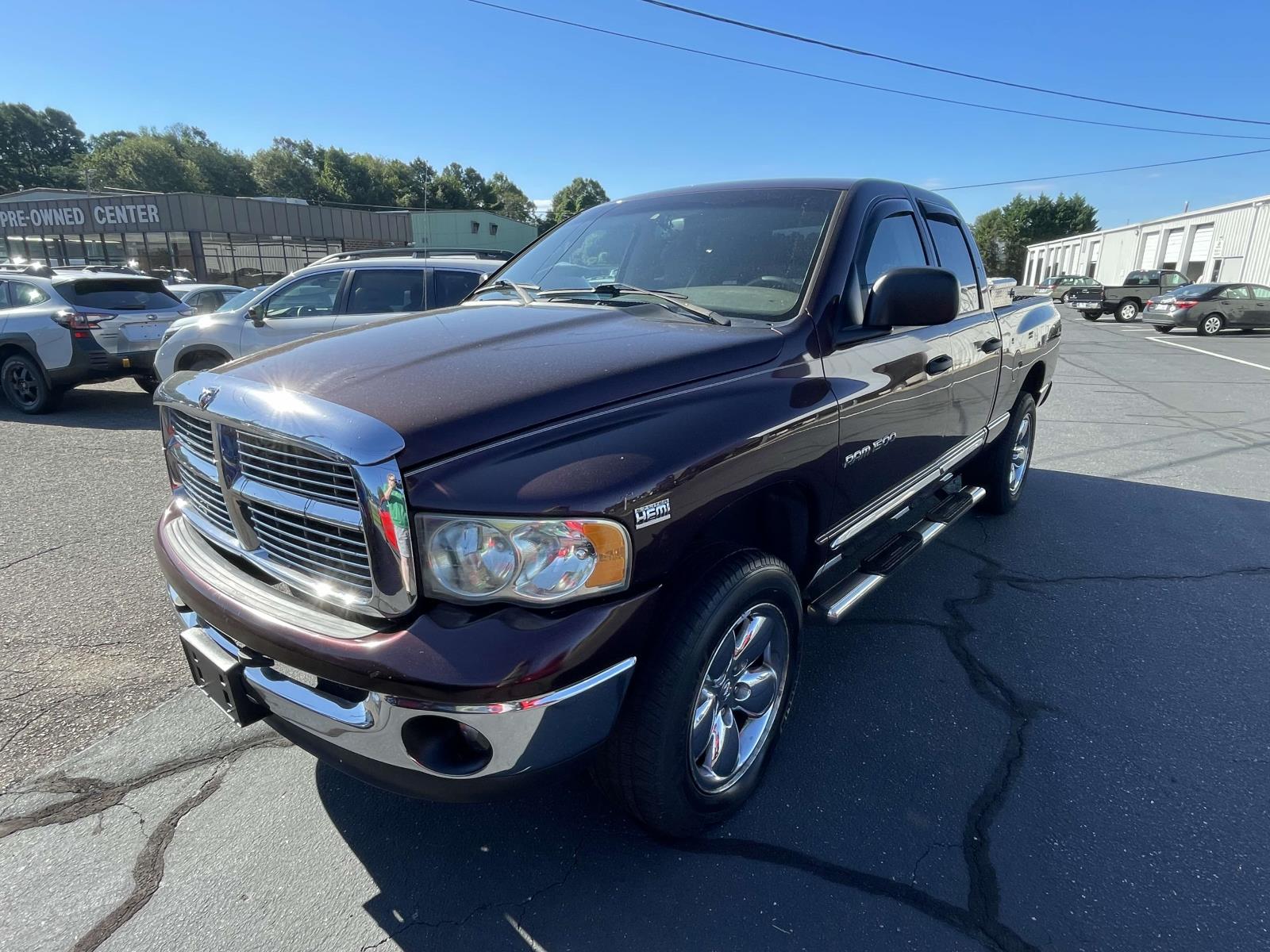 2005 Dodge Ram SLT photo 3