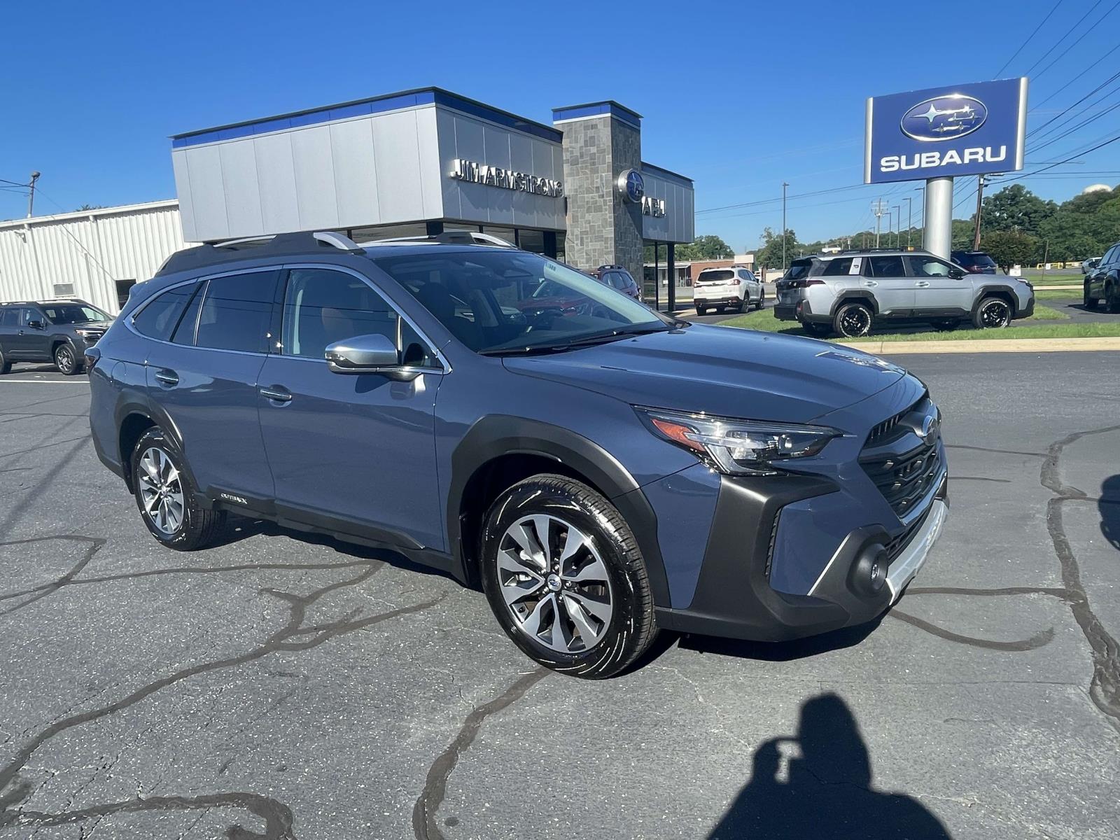 2023 Subaru Outback Touring XT's photo