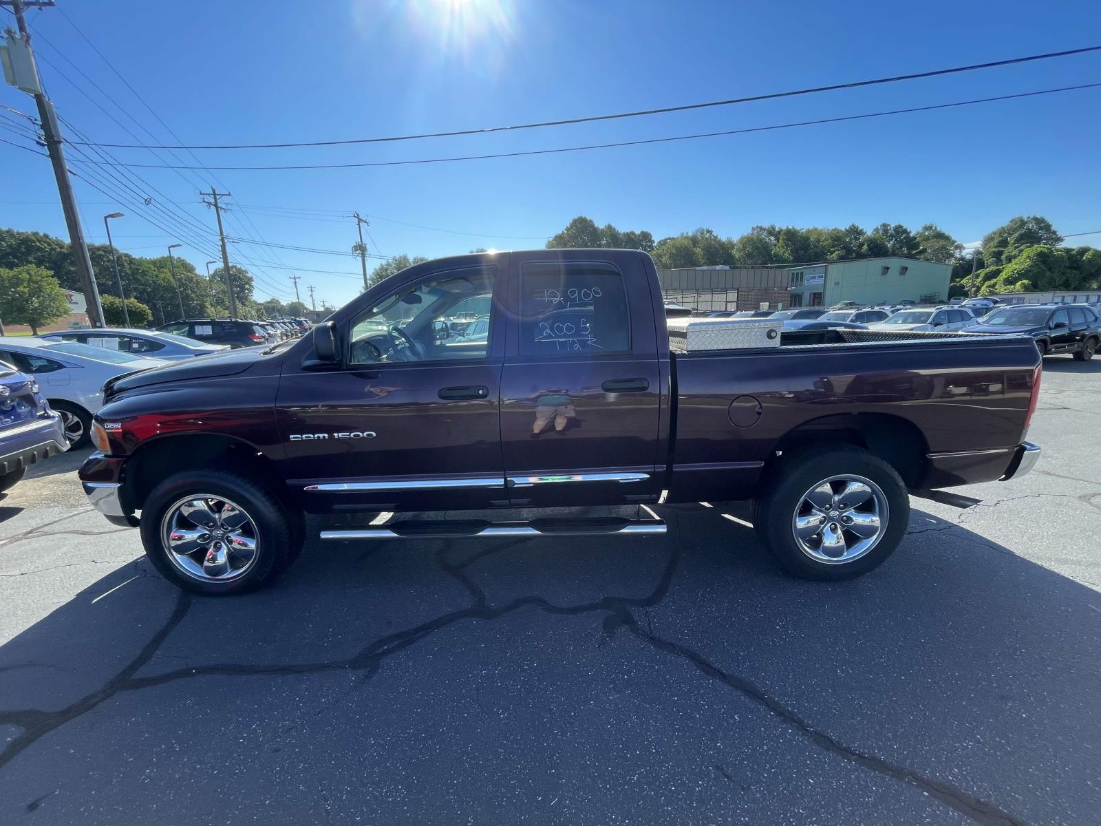 2005 Dodge Ram SLT photo 4