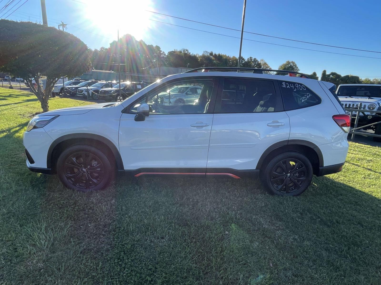 2022 Subaru Forester Sport photo 3