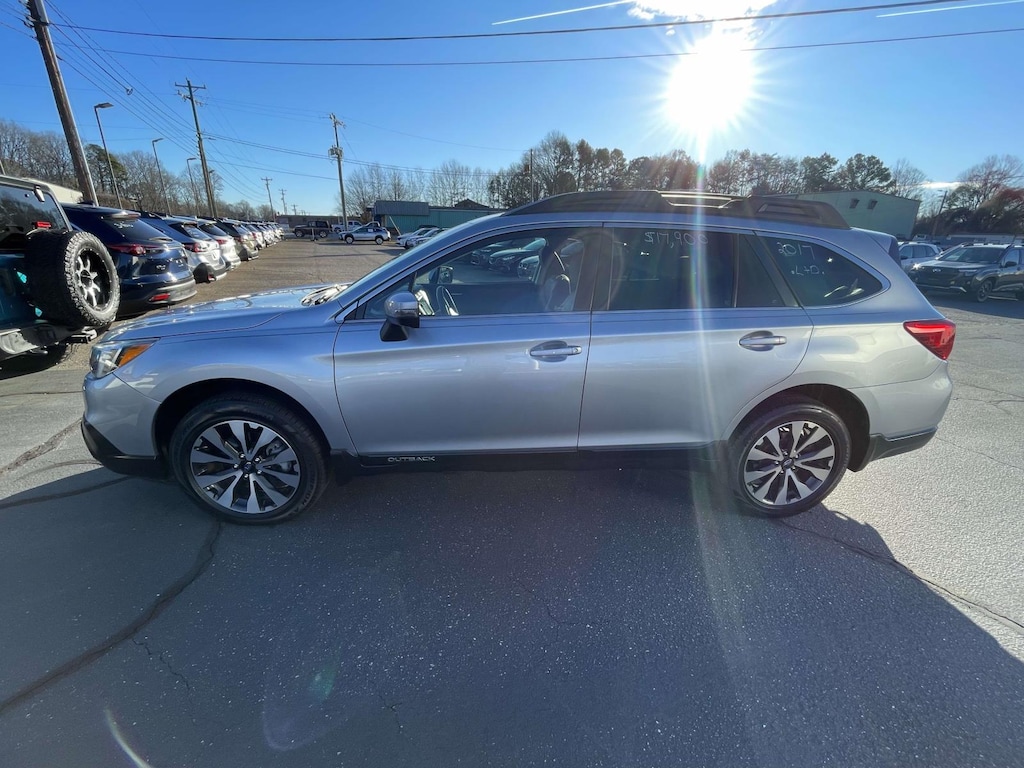 Used 2017 Subaru Outback 2.5i Limited Sport Utility