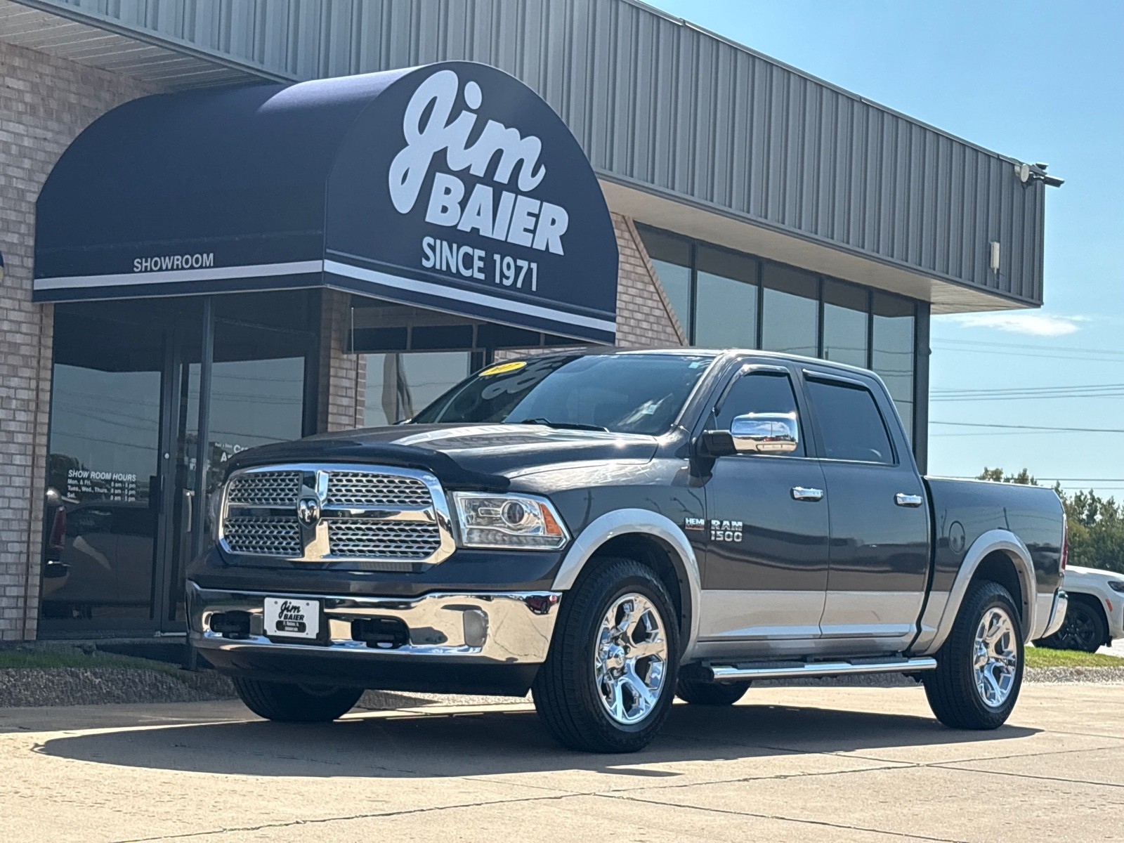 2017 RAM 1500 Laramie
