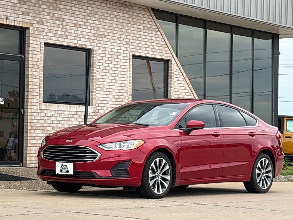 Used 2020 Ford Fusion SE Sedan