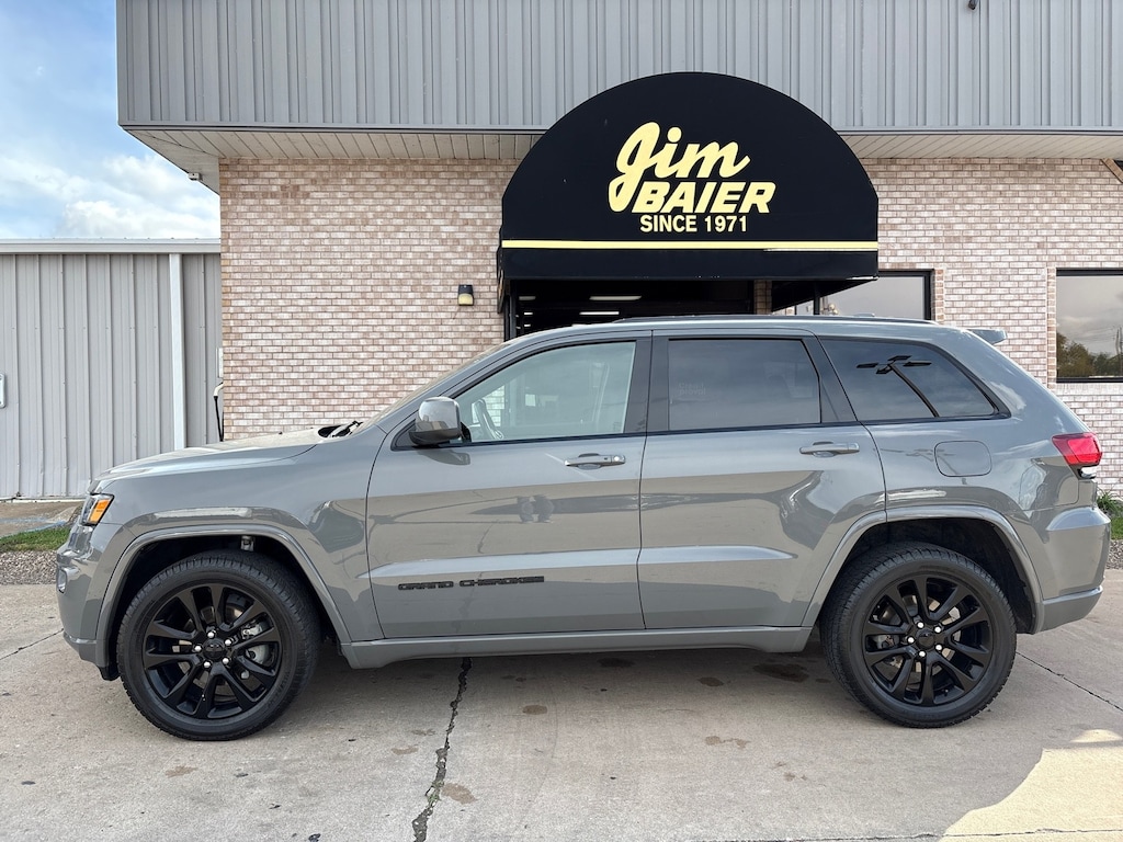 Used 2020 Jeep Grand Cherokee Altitude SUV