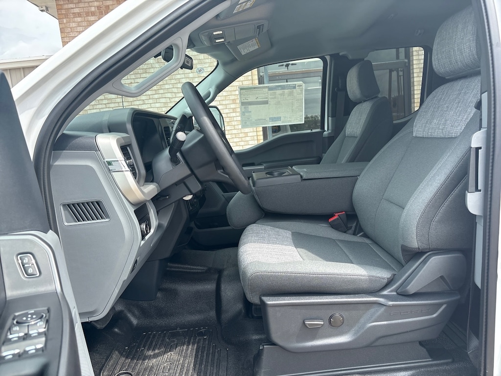 New 2026 Ford Super Duty F-350 SRW XLT Pickup Truck