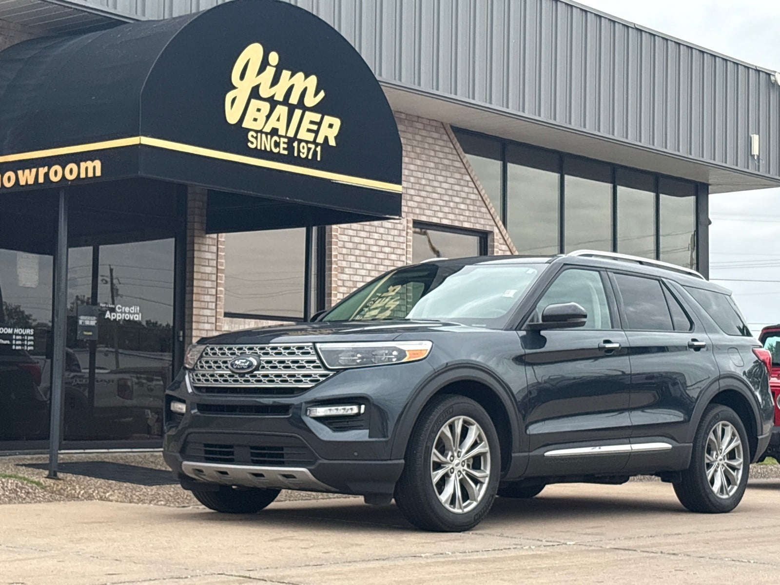 2023 Ford Explorer Limited High Package 4WD's photo