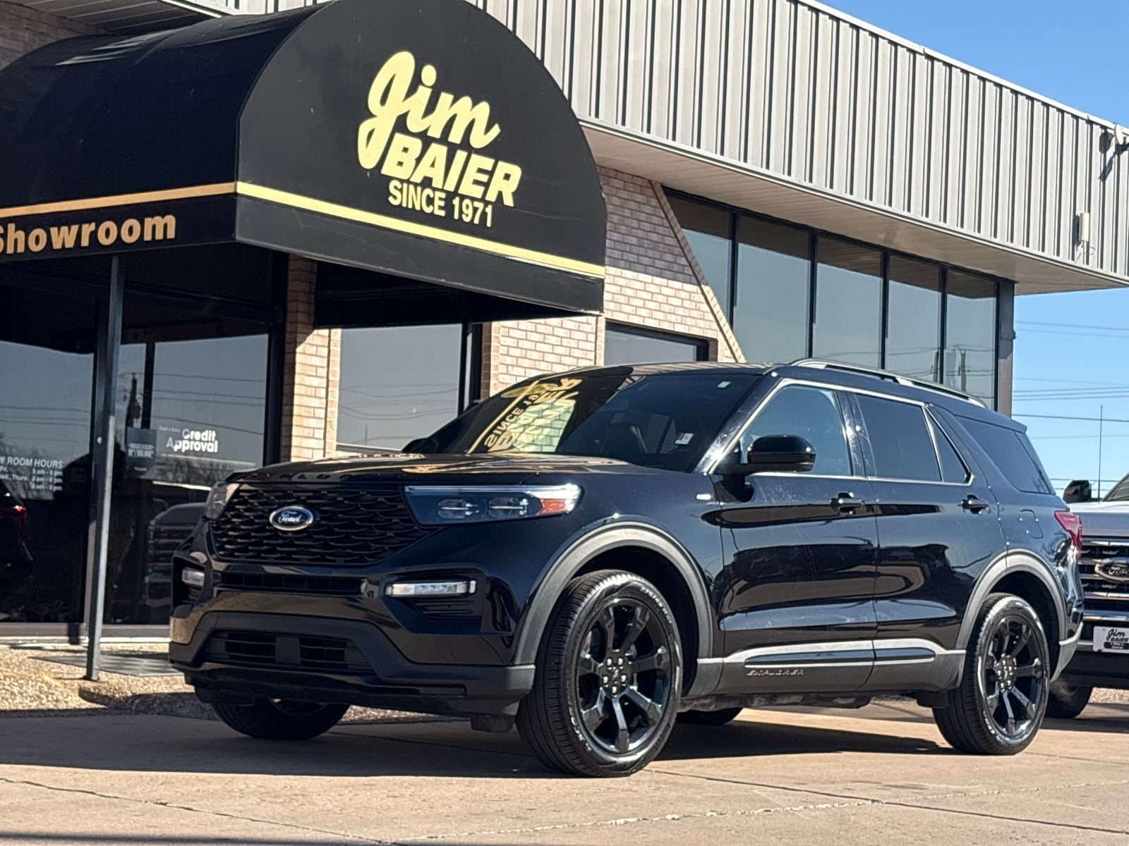 2023 Ford Explorer ST-LINE 4WD's photo