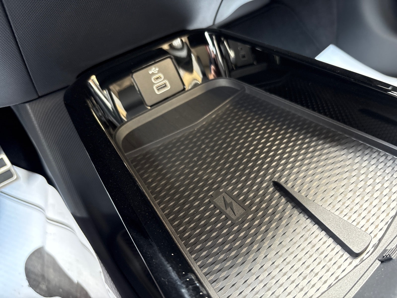 2025 Ford Mustang Mach-E Premium - Photo 16