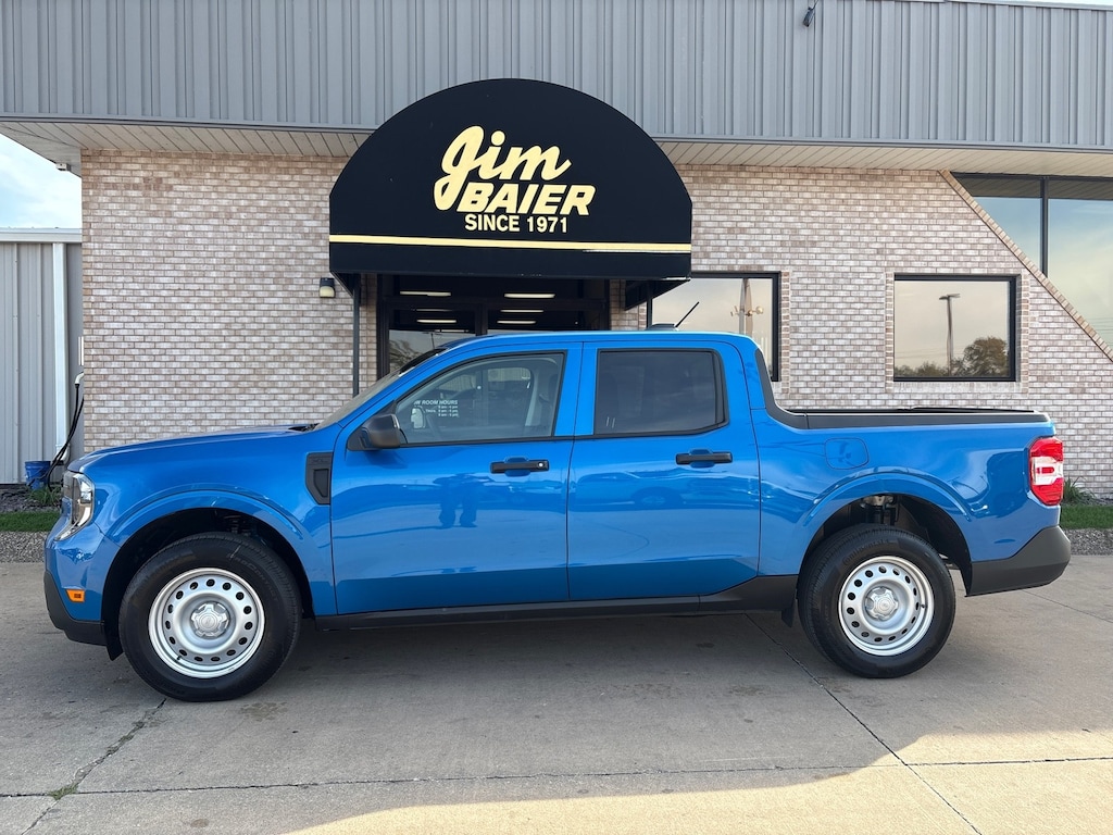 New 2025 Ford Maverick XL Pickup Truck
