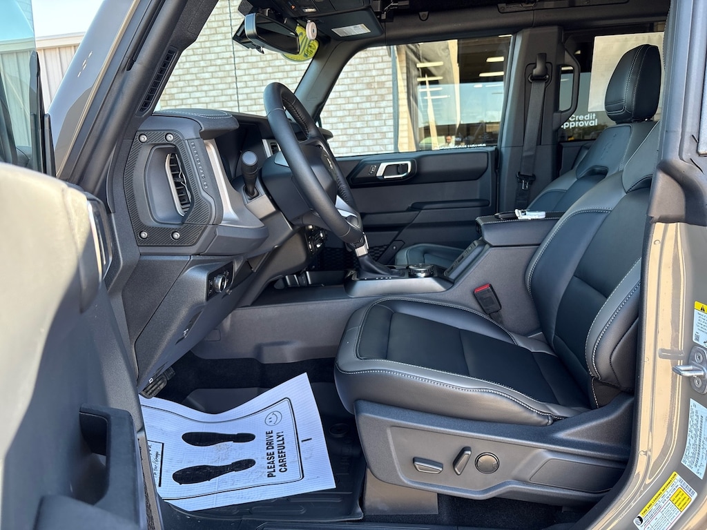 New 2025 Ford Bronco Outer Banks SUV