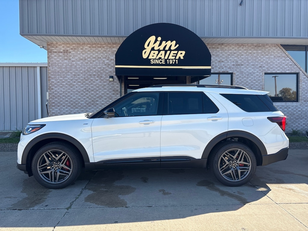 New 2025 Ford Explorer ST-Line