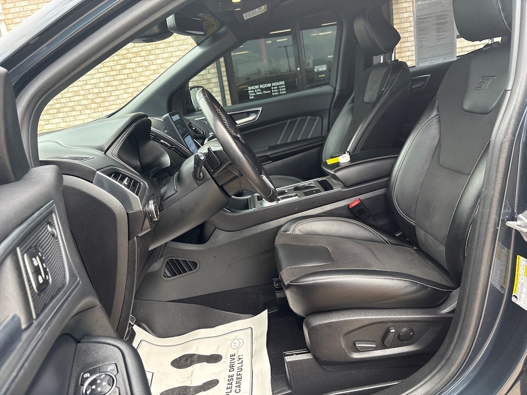Used 2023 Ford Edge ST