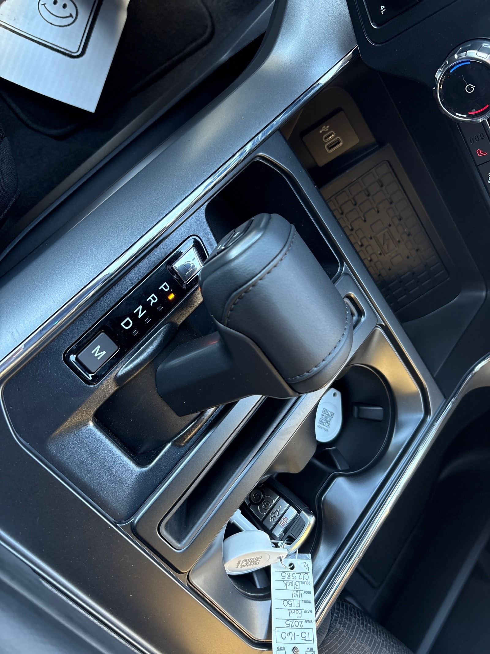 2025 Ford F-150 XLT - Photo 18