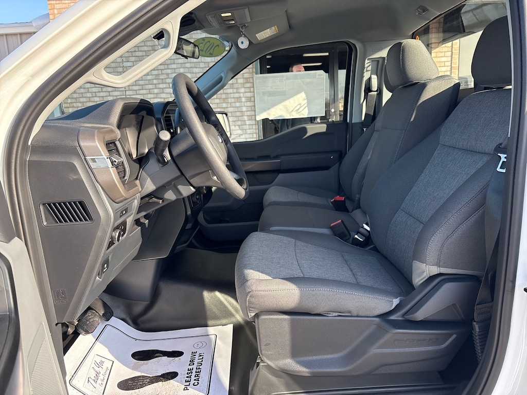 New 2025 Ford F-150 XL Pickup Truck