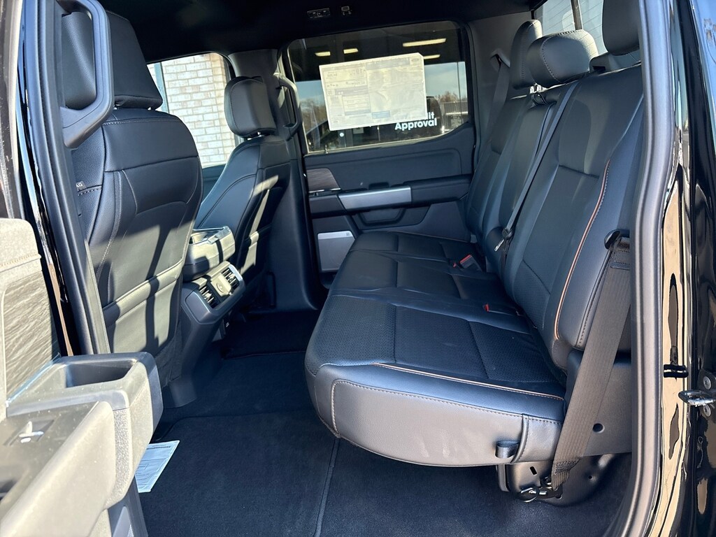 New 2025 Ford F-150 Lariat Pickup Truck