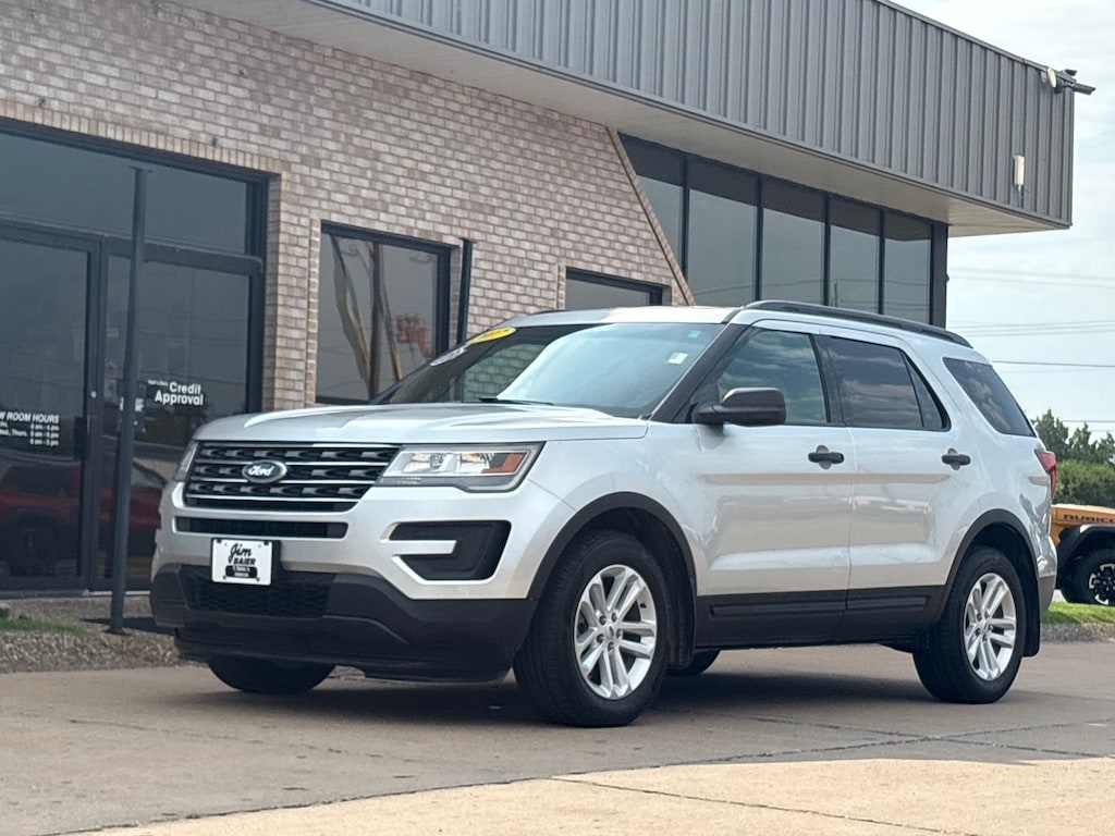 Certified 2017 Ford Explorer Base