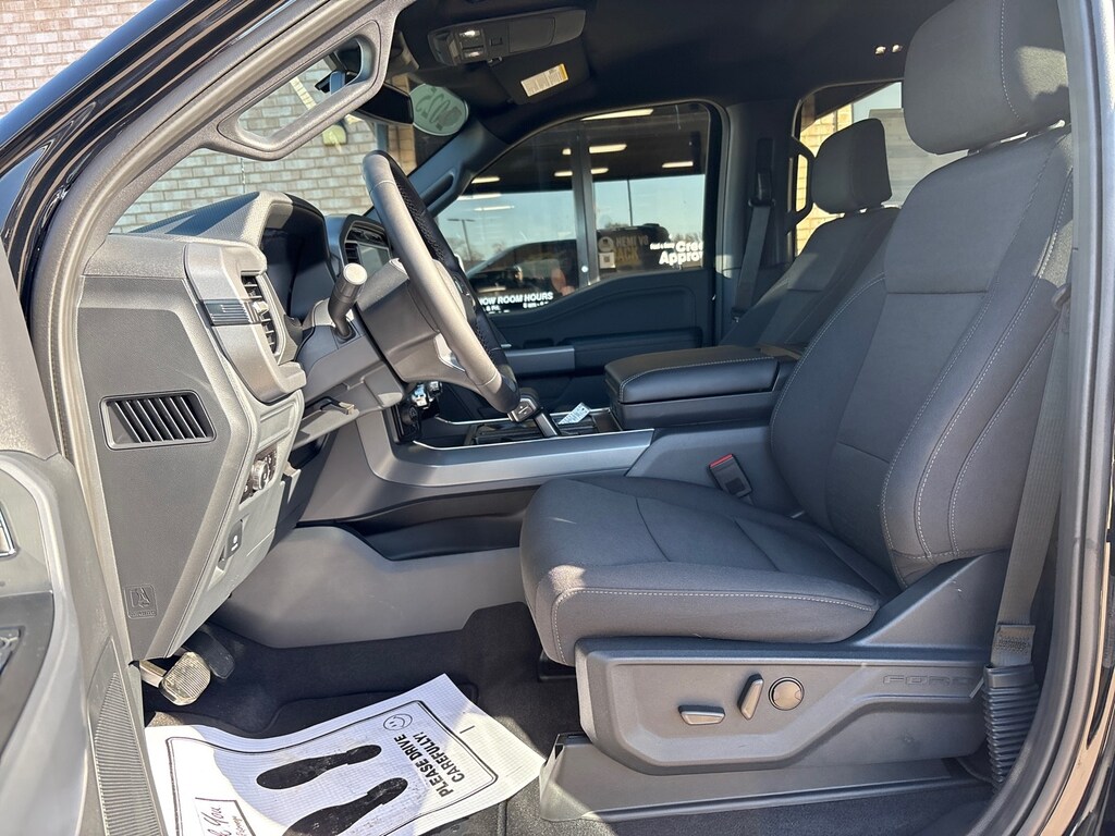 New 2025 Ford F-150 XLT Pickup Truck