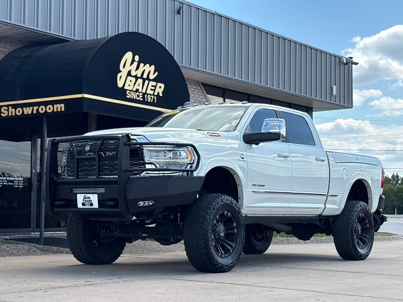 2024 RAM Ram 2500 Pickup Laramie Limited's photo