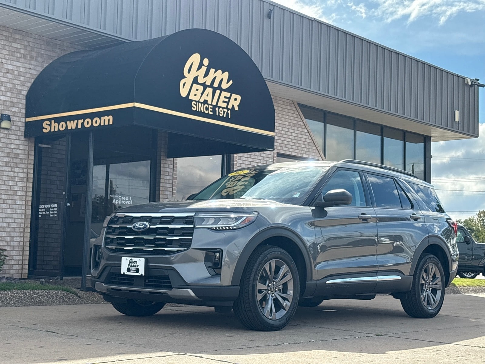 2025 Ford Explorer Active's photo