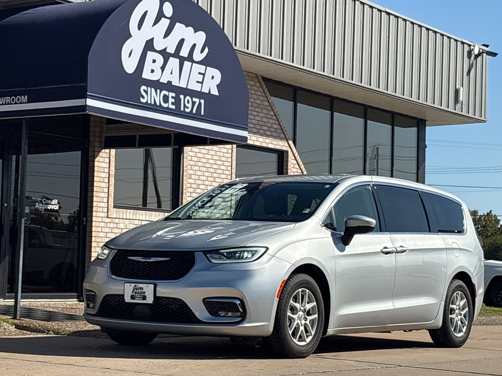 2023 Chrysler Pacifica Touring L