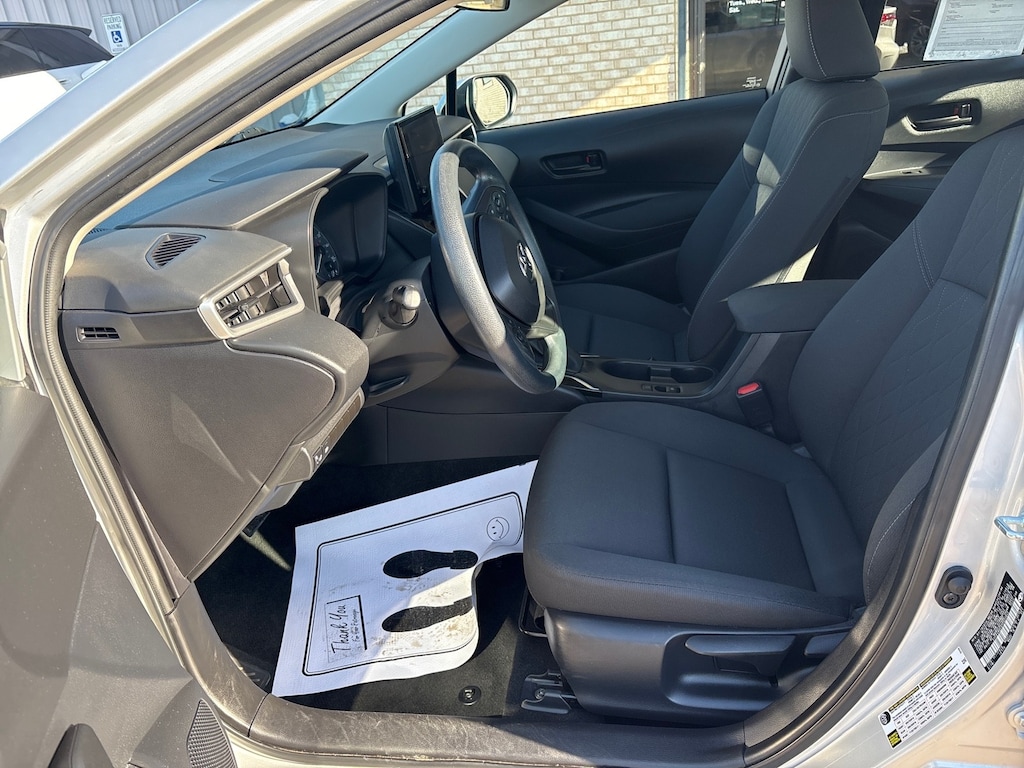 Used 2023 Toyota Corolla LE Sedan