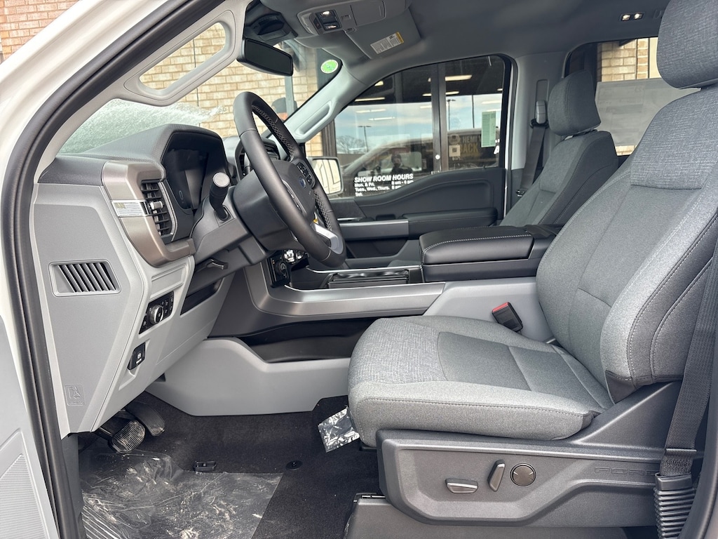 New 2025 Ford F-150 XLT Pickup Truck