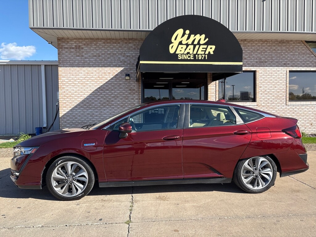 Used 2018 Honda Clarity Plug-In Hybrid Touring Sedan
