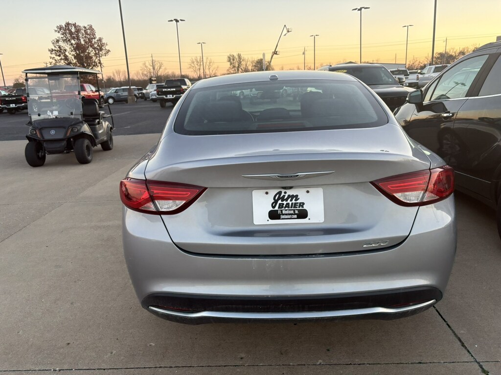 Used 2015 Chrysler 200 Limited Sedan