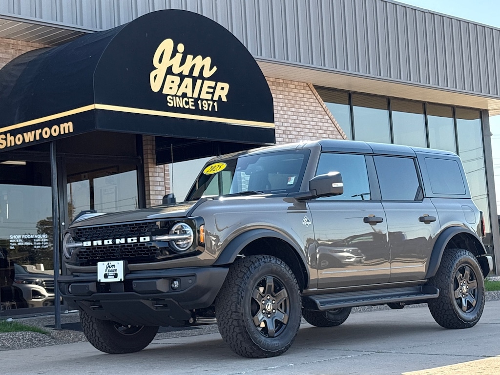 New 2025 Ford Bronco Outer Banks SUV