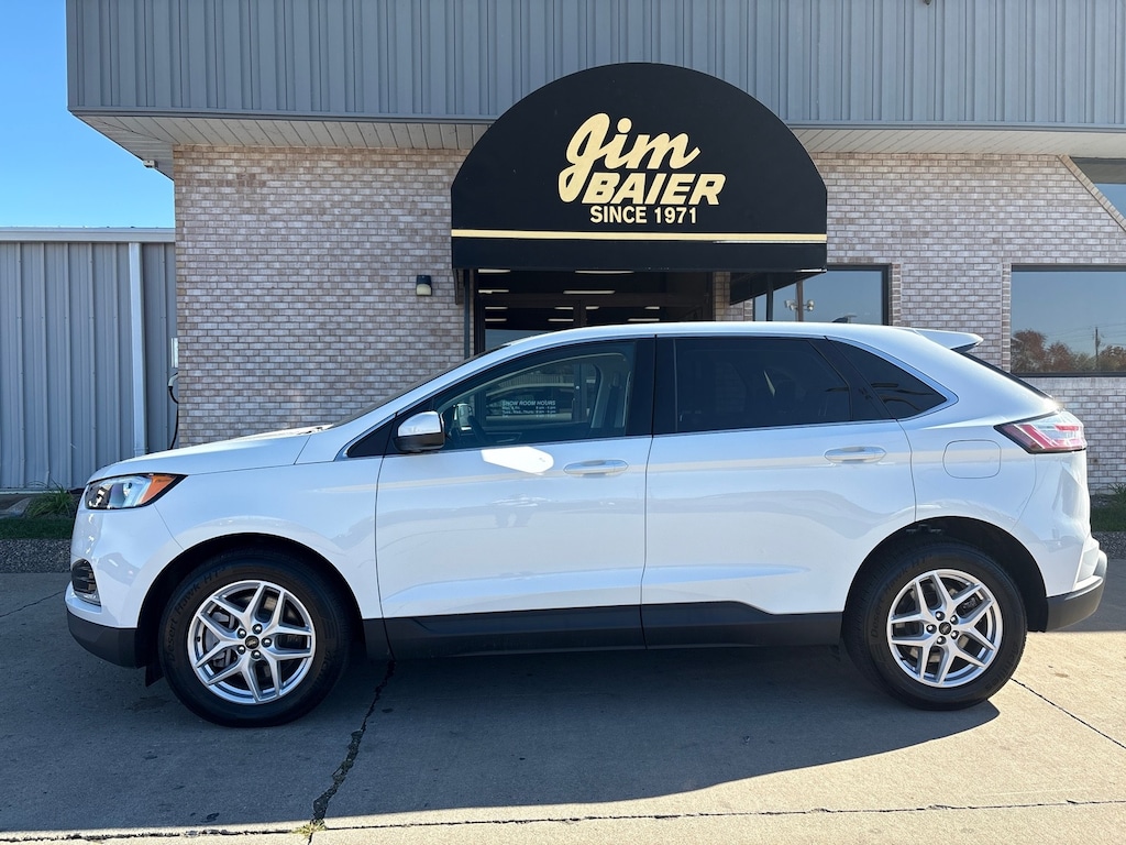 Used 2024 Ford Edge SEL