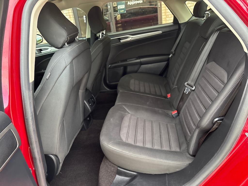 Used 2020 Ford Fusion SE Sedan