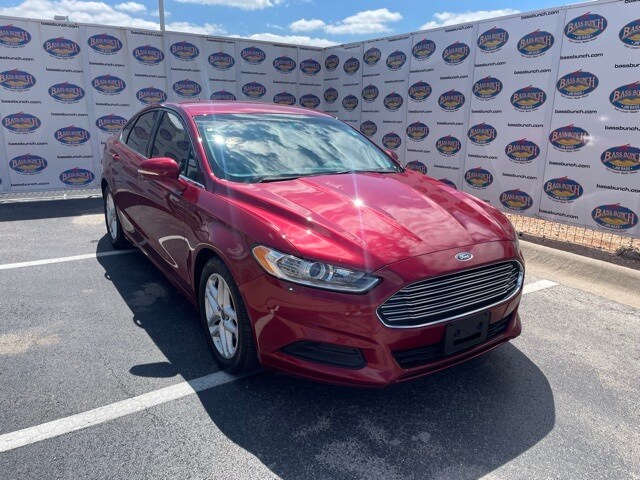 Used 2016 Ford Fusion SE with VIN 3FA6P0H7XGR143142 for sale in San Angelo, TX